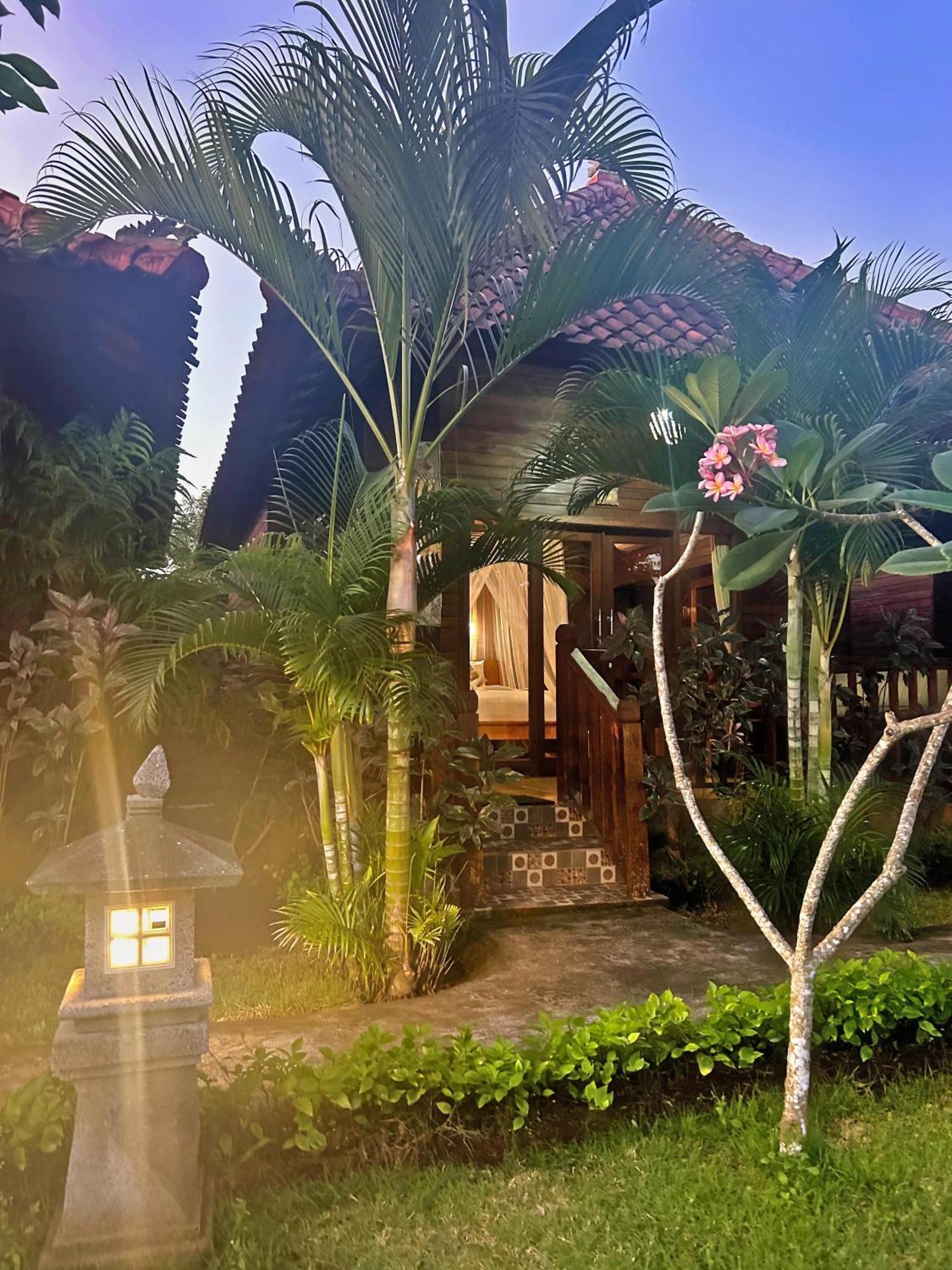 Bed and Breakfast Island Garden Huts Lembongan Exterior foto